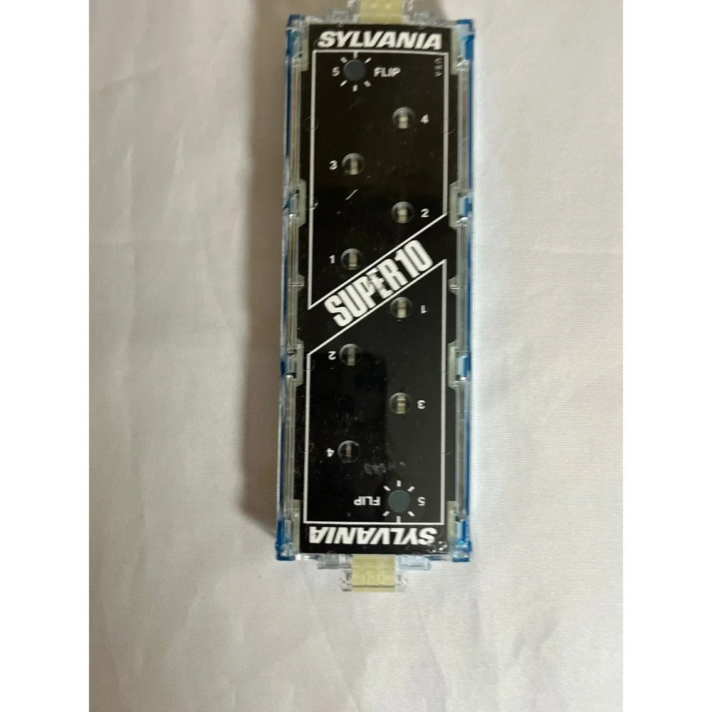 Vintage Sylvania Super 10 Flip Flash 10 Flashes Blue Dot FB-S10FF-CD Made in USA